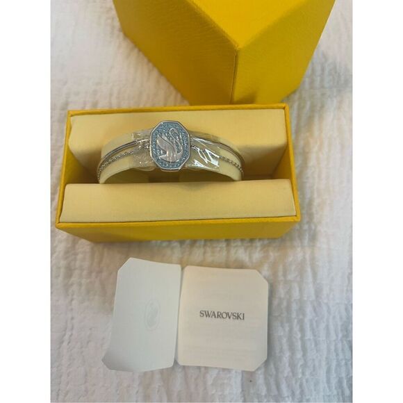Swarovski Signum Blue Swan Bracelet NEW - Picture 5 of 9